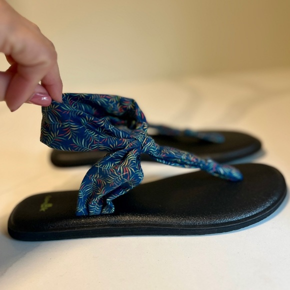 Sanuk Woman’s Yoga Sling Ella Prints Sandals Size 9 NWOT - Picture 4 of 8